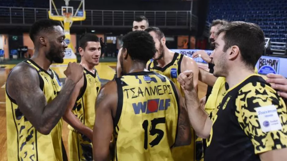 Με νίκη «κλειδώνει» την παραμονή