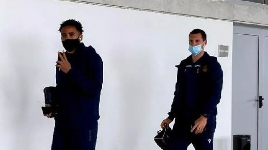 (ΦΩΤΟΣ) Η άφιξη στην "ΑΡΕΝΑ"