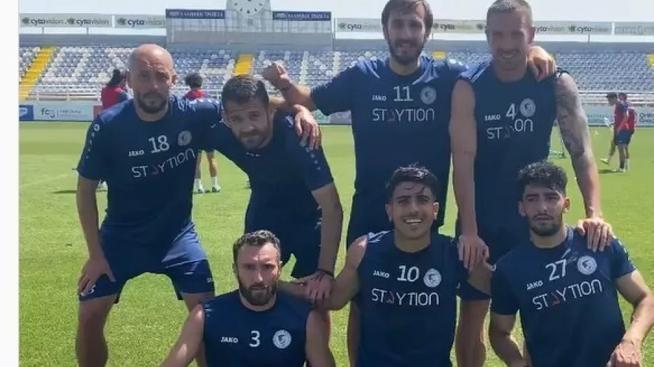 Χαμογελούν οι νικητές