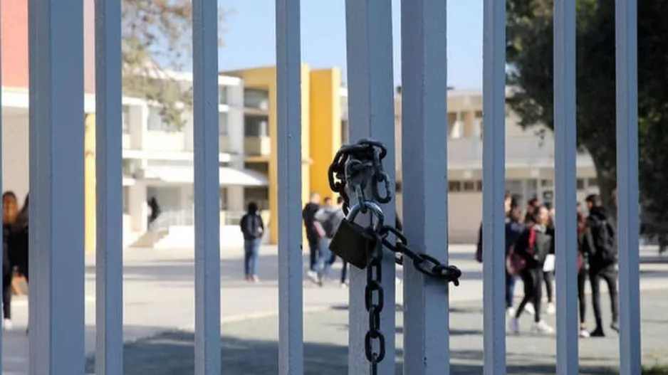 Καταγγελία/Άγνωστος προσέγγισε μαθητή έξω από Δημοτικό