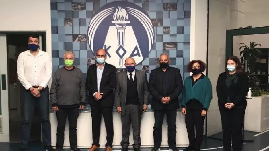 Ο Πρόεδρος ΚΟΑ συναντήθηκε με τον Δήμαρχο Δερύνειας