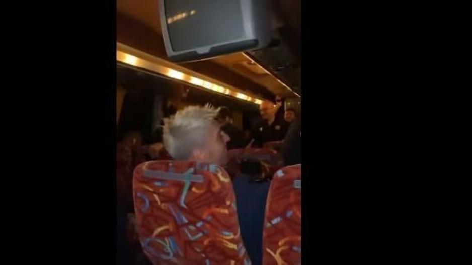 Πάρτι στο Λεωφορείο για Λεμεσό! (βίντεο)