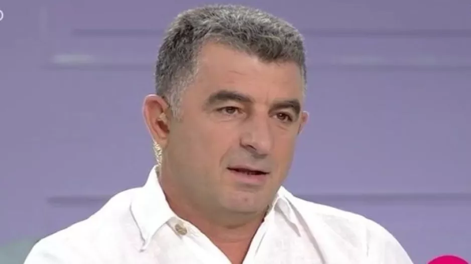 Ελλάδα: Σκότωσαν τον δημοσιογράφο Γιώργο Καραϊβάζ