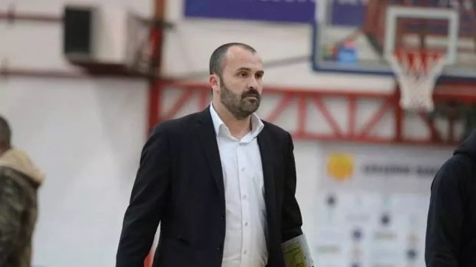 Από την Ομόνοια, στον Απόλλωνα