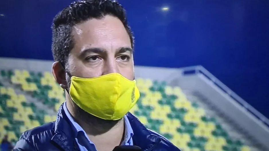 Θεόδωρος για τα κορίτσια
