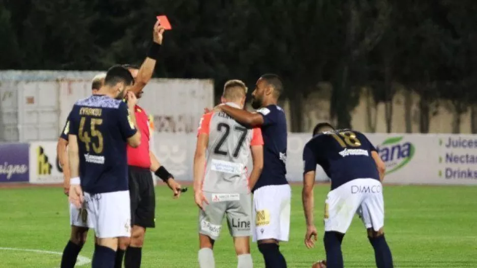 Κόκκινη/κόκκινη