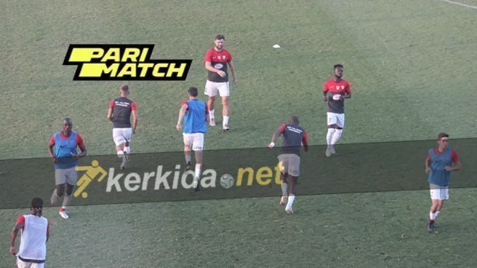 Η εντεκάδα της Νέας Σαλαμίνας