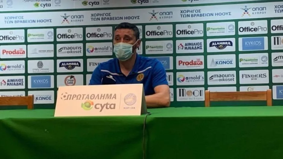 "Nα πιάσεις πρωτάθλημα θέλεις παίκτες-ηγέτες/O Mπεργκ δεν έκανε αλλαγές και είναι πρωταθλητής"