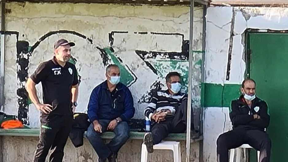 Εξέλιξη με Κονιώτη