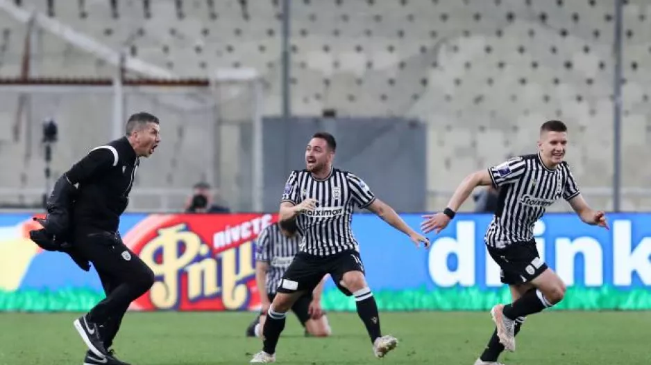 Η αποθέωση του ΠΑΟΚ στον Ζίβκοβιτς για το μαγικό τακουνάκι