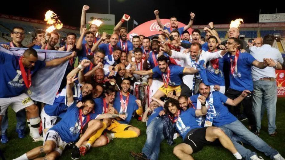 13 χρόνια ήταν πολλά!
