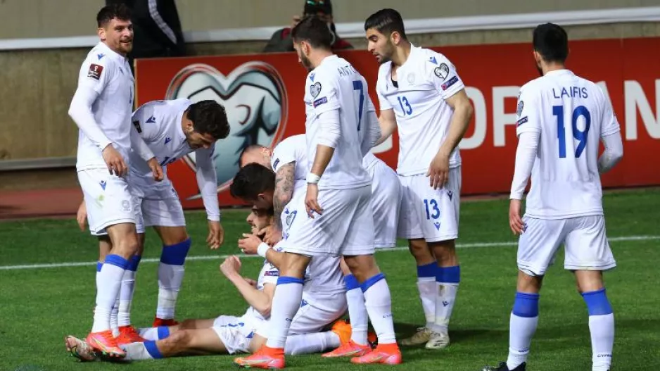 Ζωντανά από το ΡΙΚ τα φιλικά