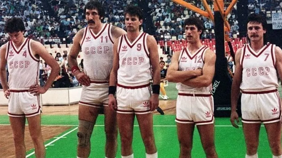 "Οι Έλληνες μας πρόσφεραν χρήματα πριν από τον τελικό του 1987!"