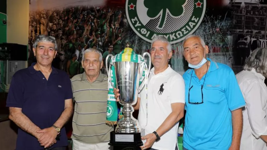 Ιερά τέρατα/Ομόνοια