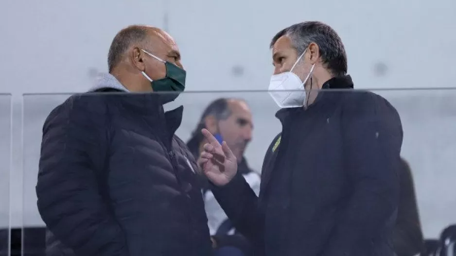 Προς Πολωνία... 