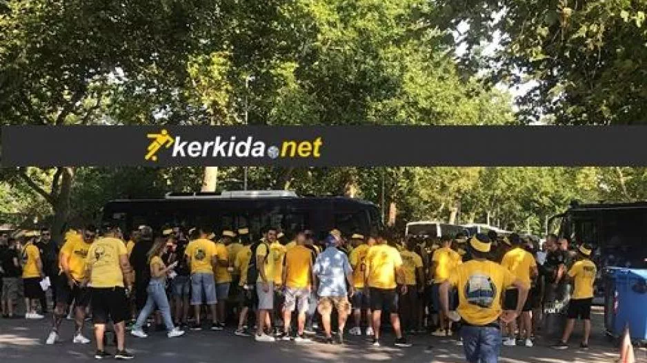 "Eτοιμάζονται" για εκδρομές οι ΑΕΛίστες! (φώτο)