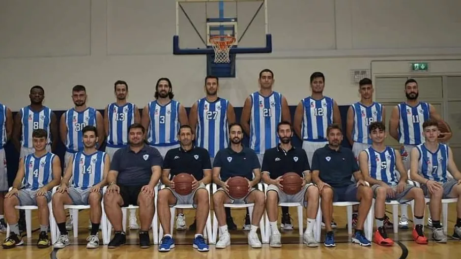 Η Ανόρθωση εύχεται καλή επιτυχία στα μπλε τμήματα της