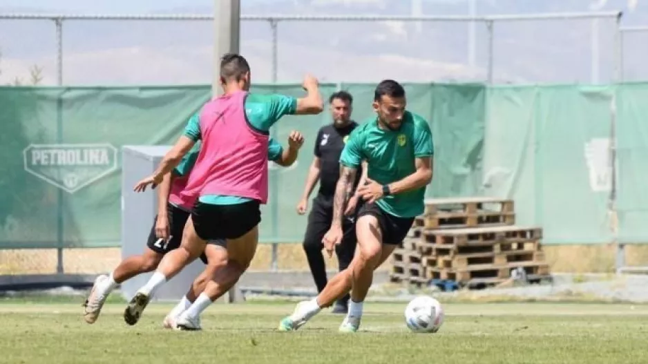 ΑΕΚ/Εξι απουσίες με Ομόνοια