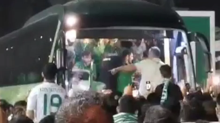 Υποδοχή με: "Είναι τρελός ο Κούσουλος"! (Βίντεο)