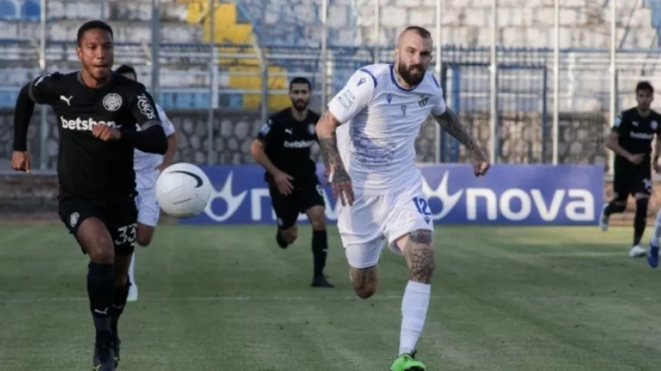 Επίσημη η παραμονή Ανχελ Μαρτίνεθ