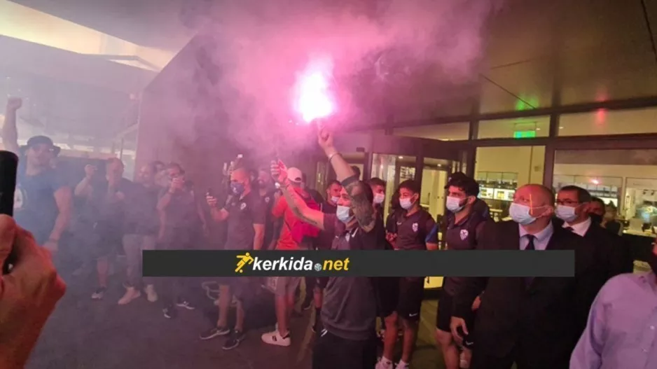 Σήκωσε πυρσό μαζί με τους Μαχητές ο Μπούμπα (βίντεο)