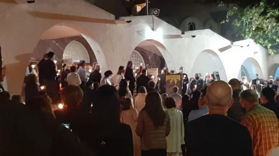 «Χριστός Ανέστη»… στις 21:00
