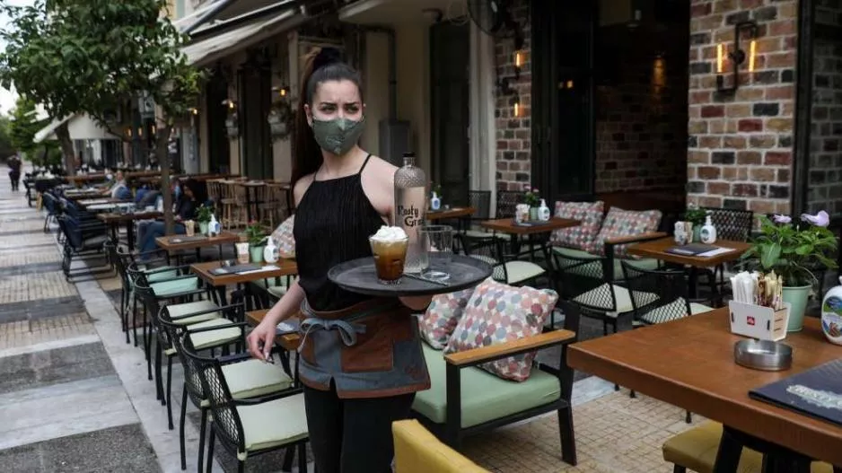 Ανοίγουν όλοι οι εξωτερικοί χώροι εστίασης