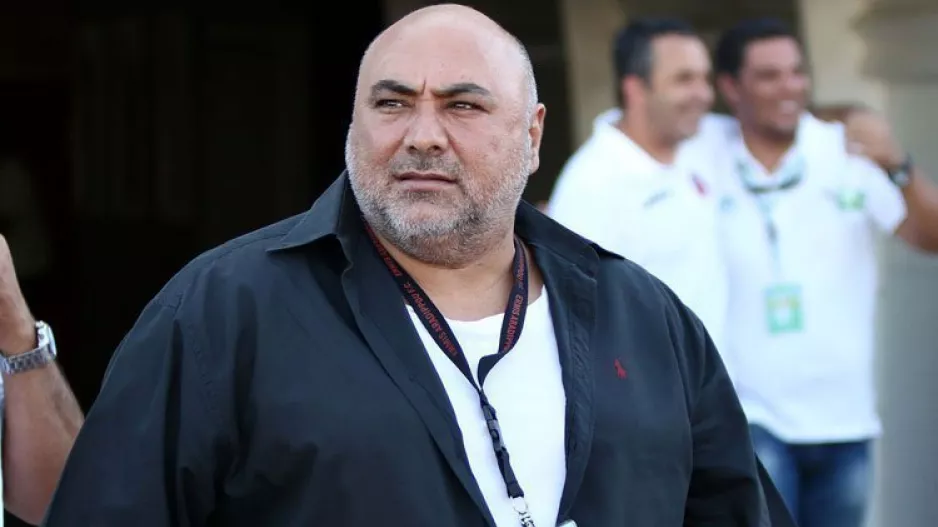 Φανιέρος/Κίνηση