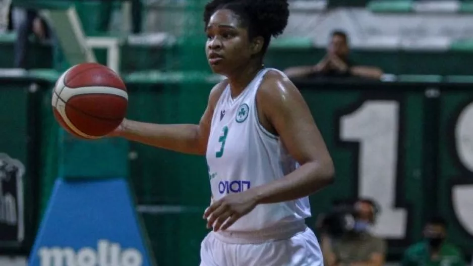 Ζωντανό το τριφύλλι με ανατροπή από το -18
