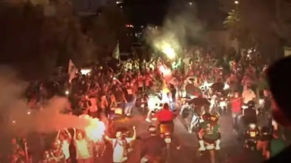 ΓΣΠ - "Ηλίας Πούλλος: Η διαδρομή των πρωταθλητών με το ανοικτό λεωφορείο! (βίντεο)