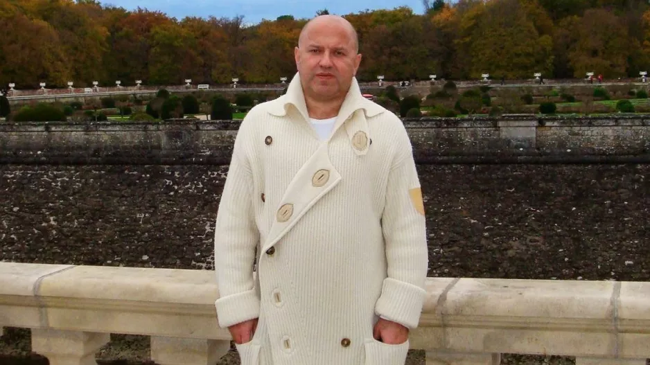  Dmitriy Seluk;