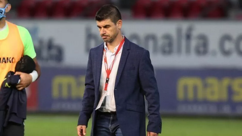 Φωνές αλλά…