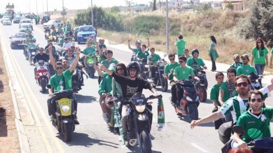 Στους δρόμους/Ομόνοια