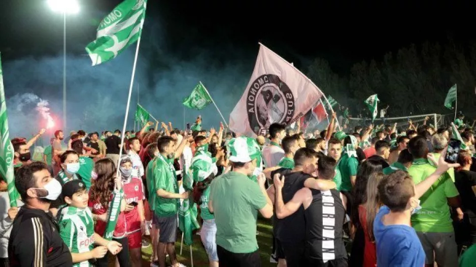 ΓΙΟΡΤΗ στο Ηλίας Πούλλος