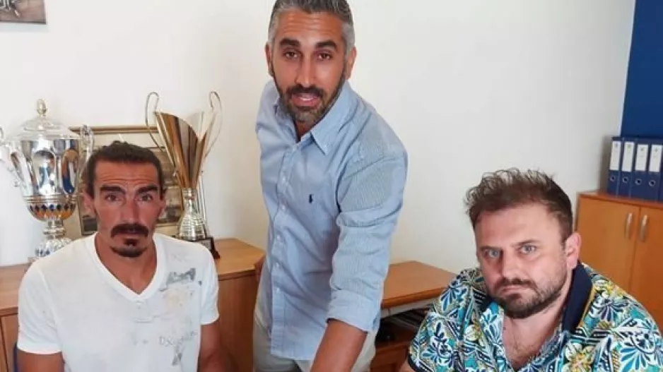 Με σφραγίδα Αιμίλιου ο Λάζαρος στην "Κυρία" (φώτος)
