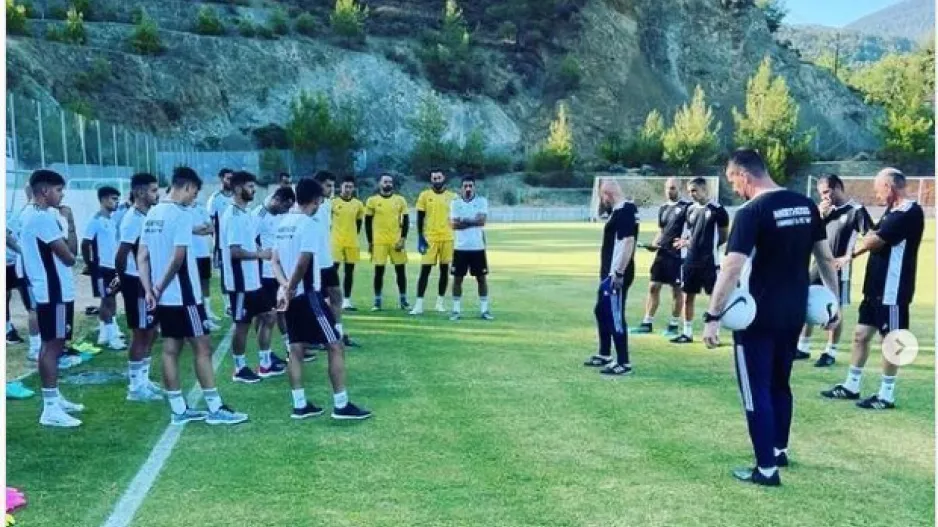 ΦΩΤΟΣ/Δουλειά στις Πλάτρες, μέσα ο Λόρια