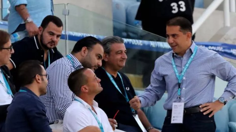 Εκπλήξεις/Κίρζης