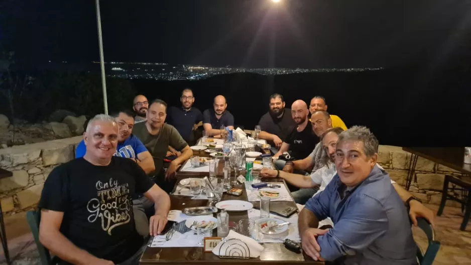 Έξοδος για... μεγάλη παρέα!
