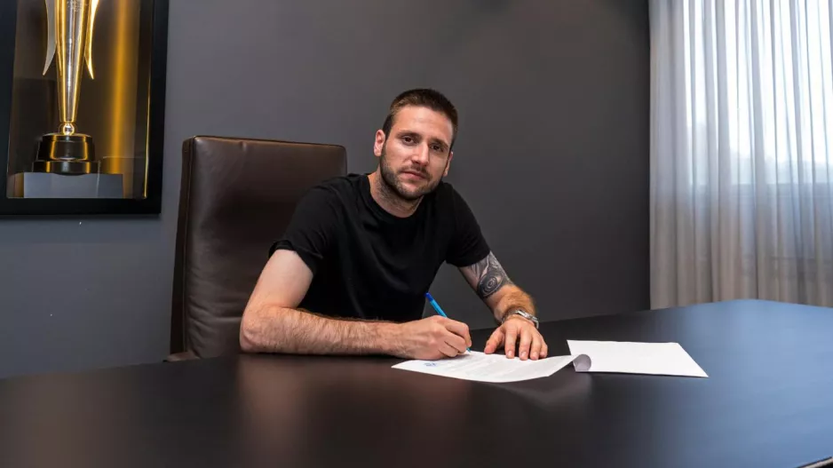 Ενδιαφέρει Ομόνοια/DEAL με Duje Čop
