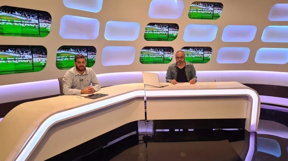 Pre game show Euro 2020 με... coming home!