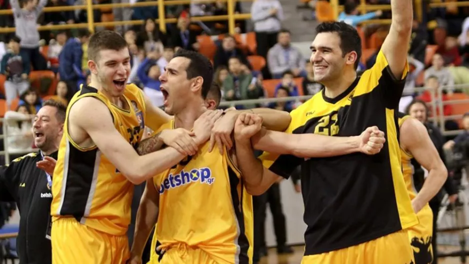 Μαυροειδής για Ζήση: «Παράδειγμα για όλους, μέσα κι έξω από το παρκέ»