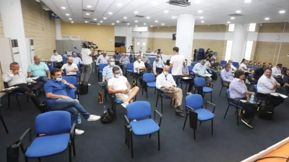 ΔΕΔΟΜΕΝO/Δευτέρα