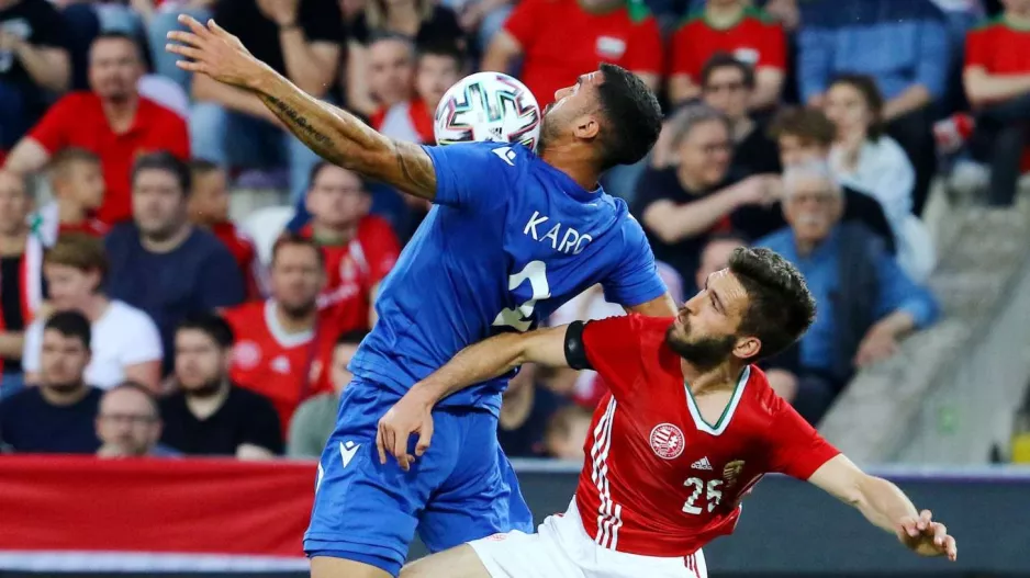 Nottingham Forest... ΑΠΟΕΛ