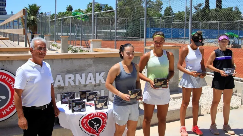 Σάρωσαν τους τίτλους οι κύπριοι αντισφαιριστές