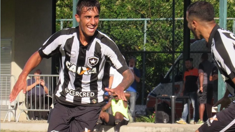 Έκλεισε... Mateus Jorge