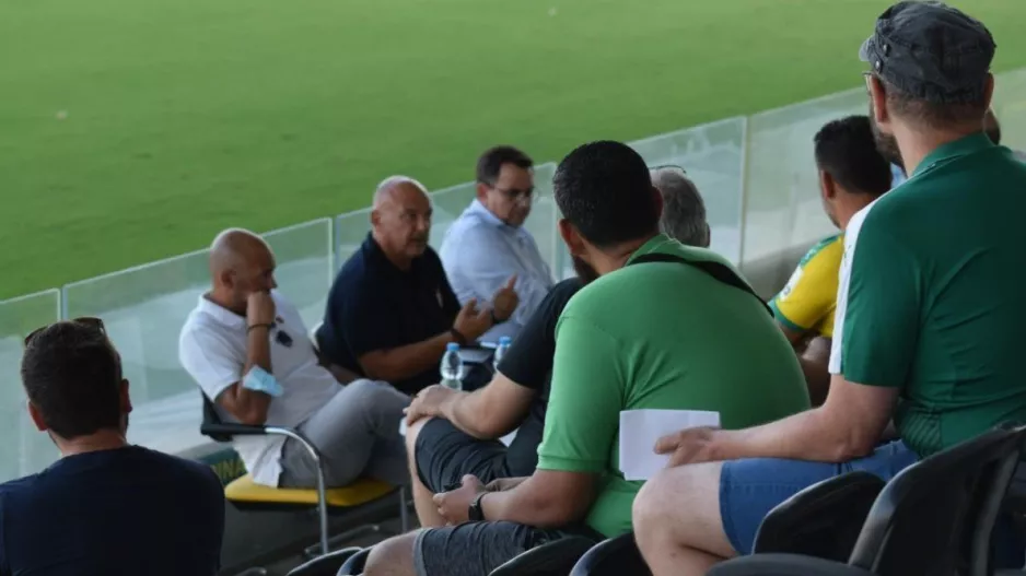 Η πρώτη ανοικτή συνάντηση με οπαδούς/ Ενημέρωση