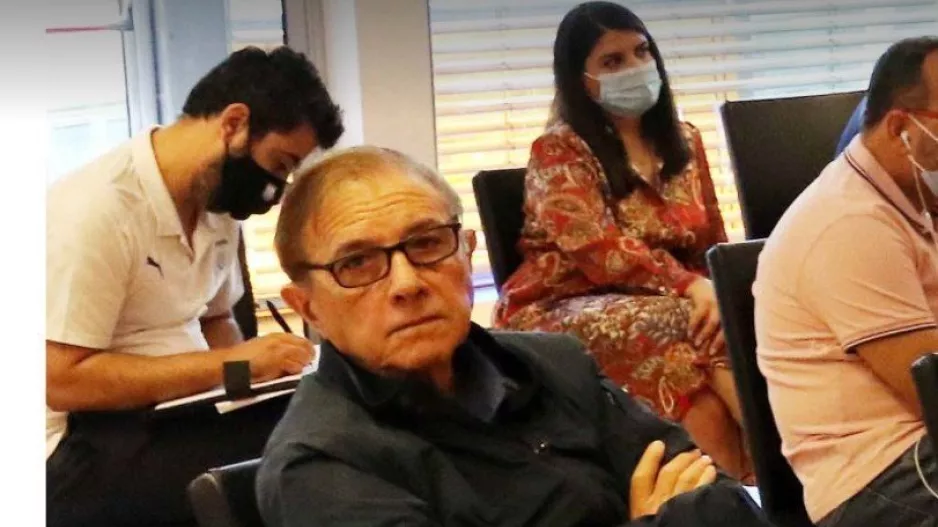 Ελπίζει... ο Ντίμης 