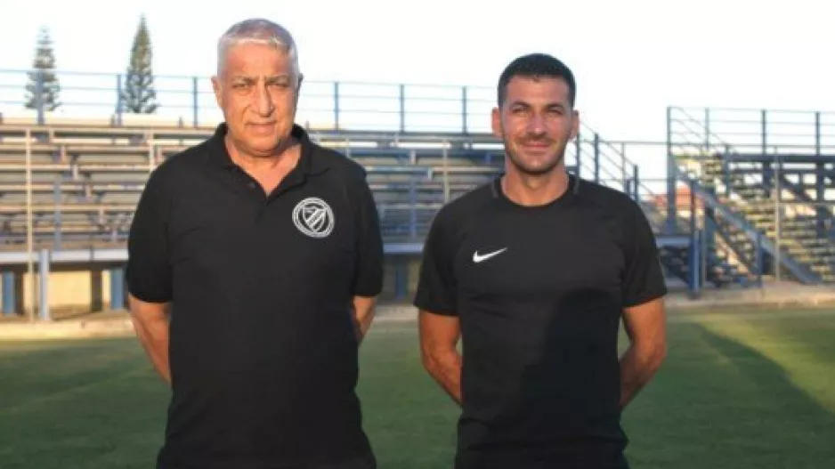 Συνεχίζει με Χατζημιτσή 