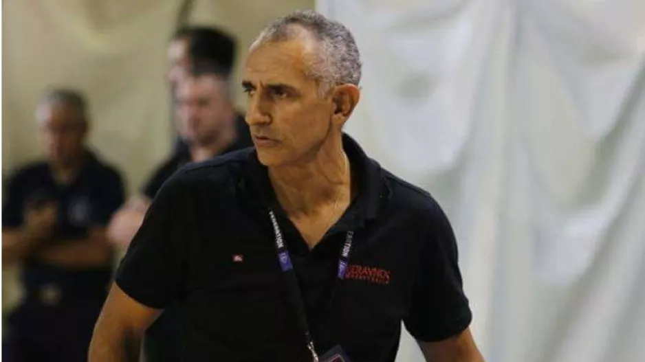 Έκλεισε προπονητή και 9 παίκτες η ΕΝΑΔ!