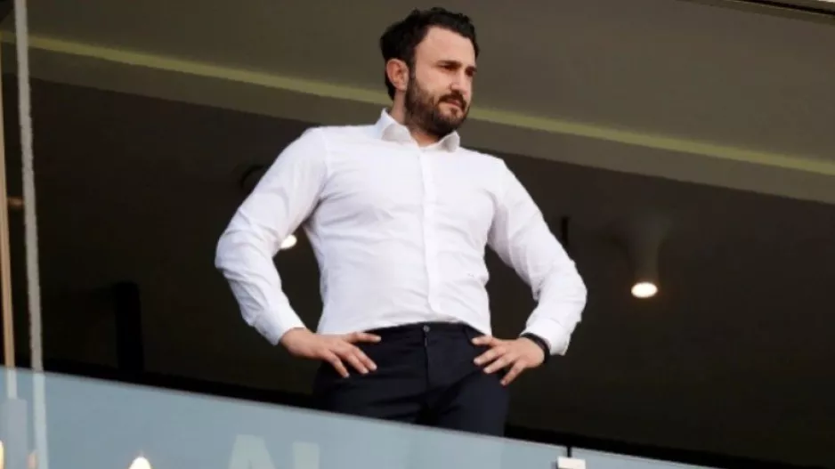 Στα γραφεία της ΠΑΕ Άρης ο Καρυπίδης